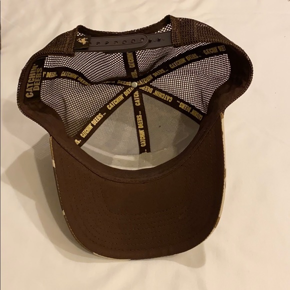 Men Catching Dears Lot of 4 Hats - Picture 7 of 9